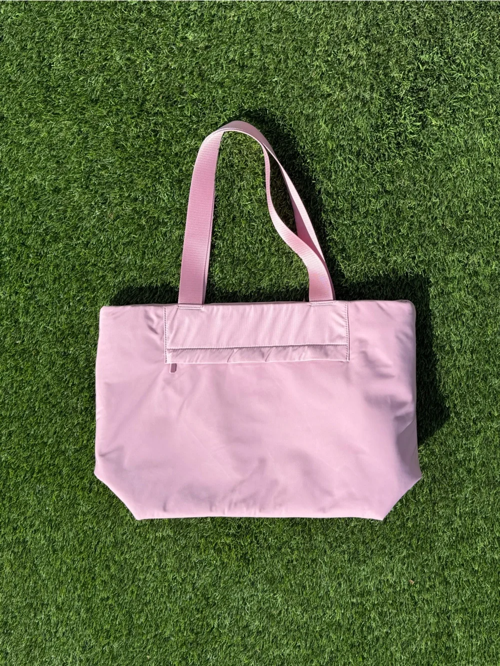Away Glacial Pink Featherlight tote